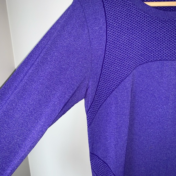 2/$30 Gapfit Purple Forme Long Sleeve Tee - SZ M - Picture 5 of 8